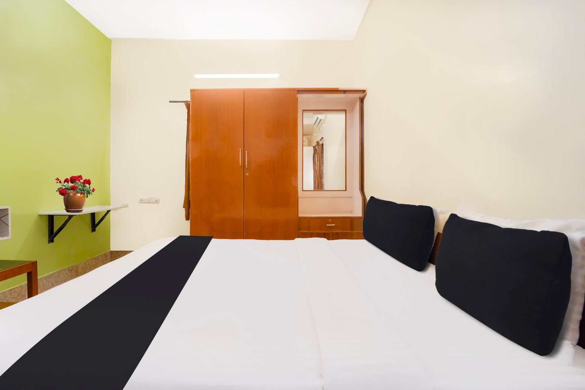 Hotel O Singanallur Coimbatore Irugur Kültér fotó